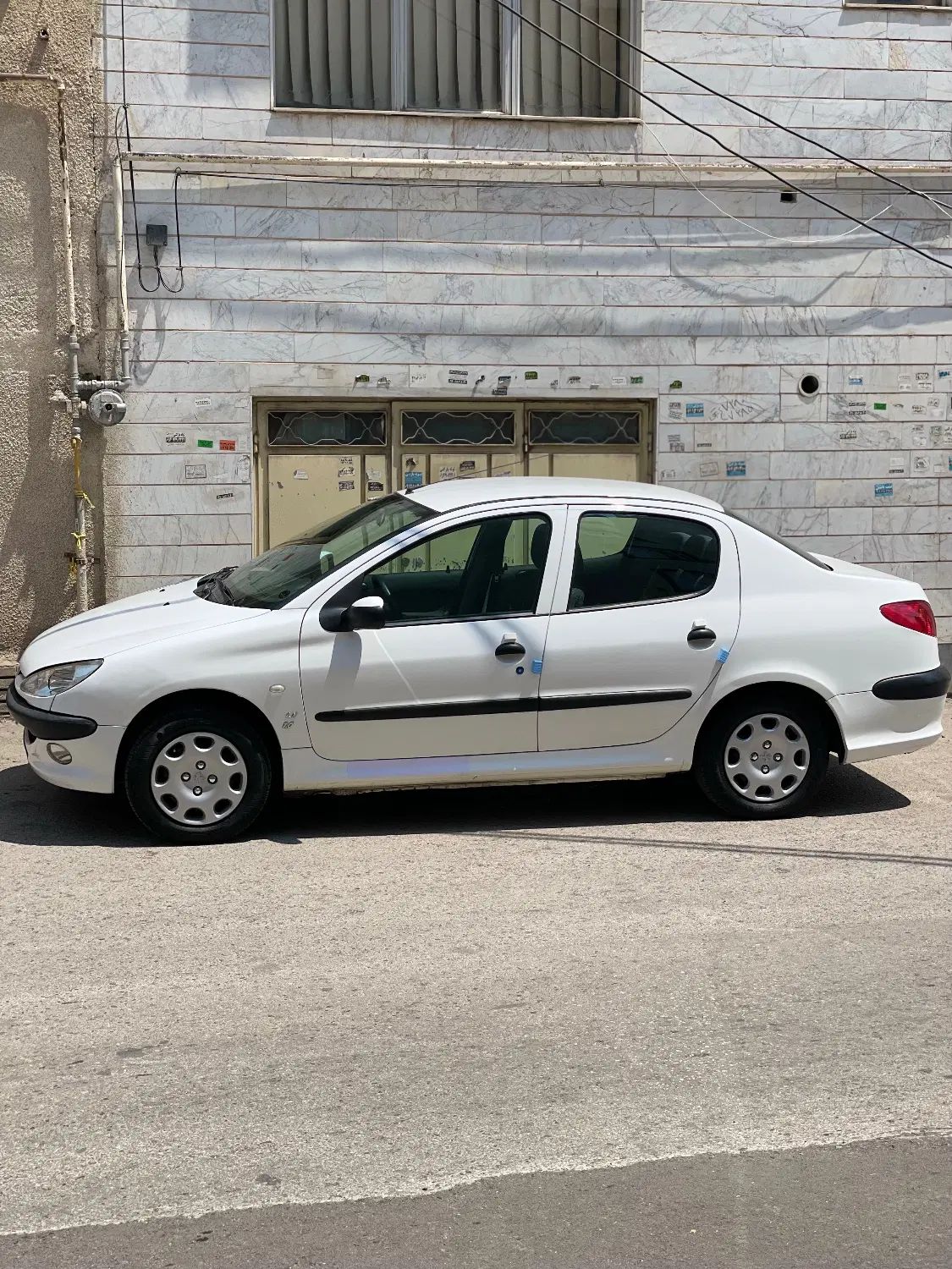 پژو ۲۰۶ صندوق دار v8 - 1396