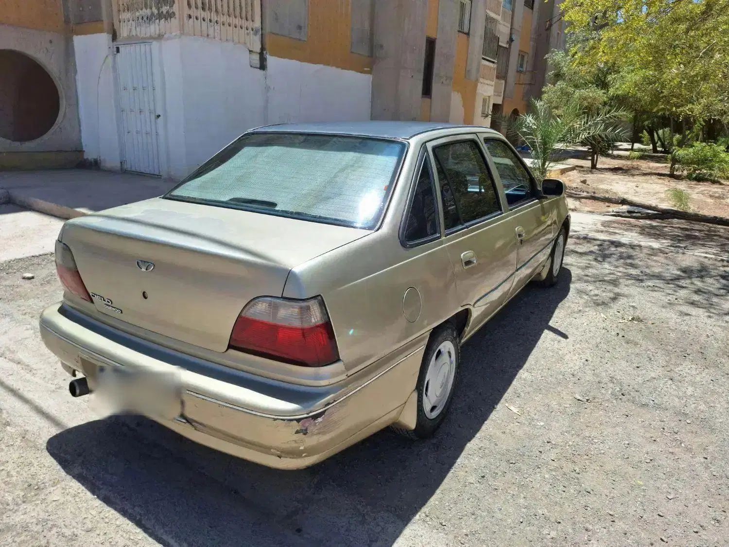 دوو سیلو سدان - 1381