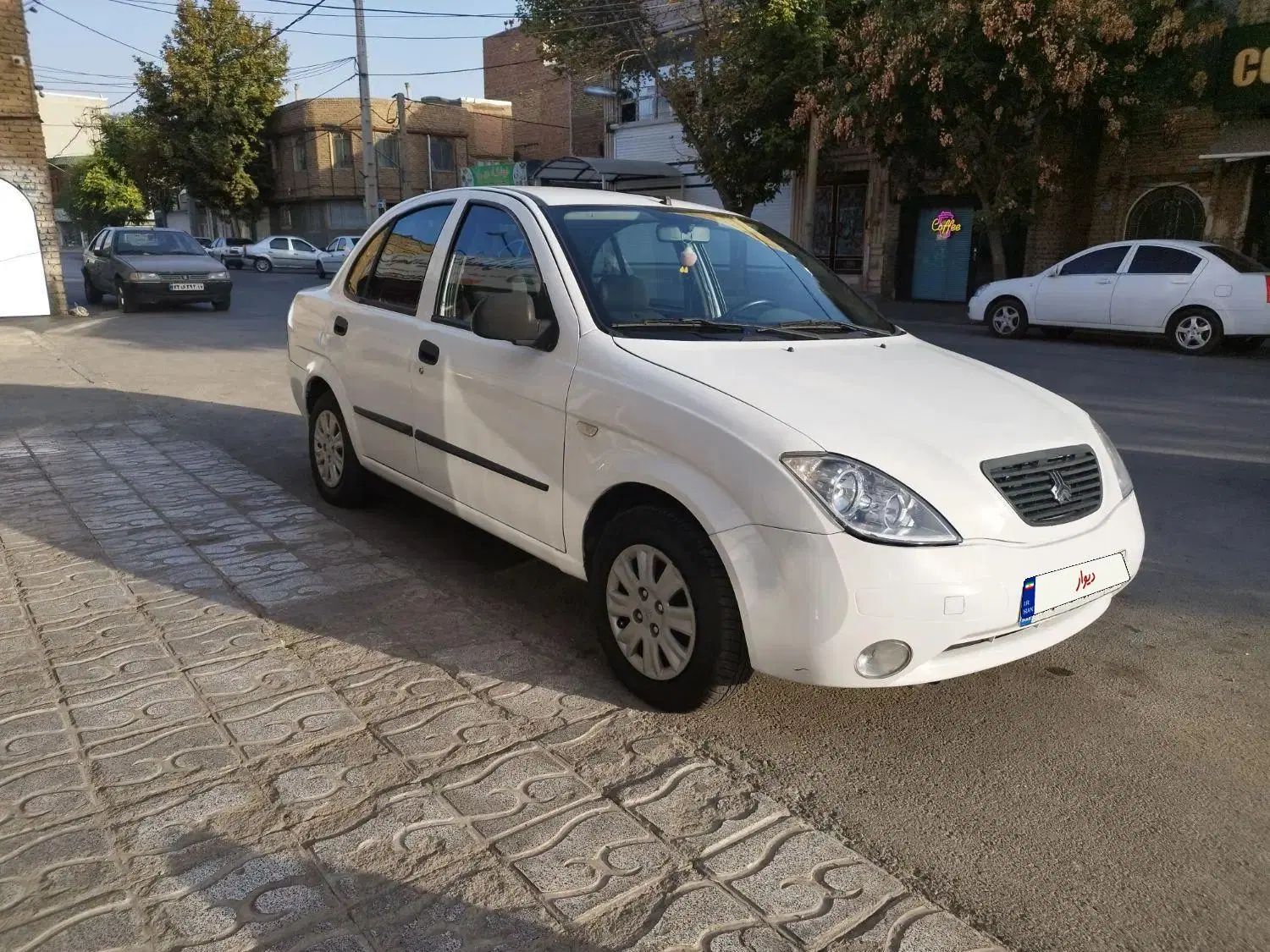 تیبا صندوق دار SX - 1395