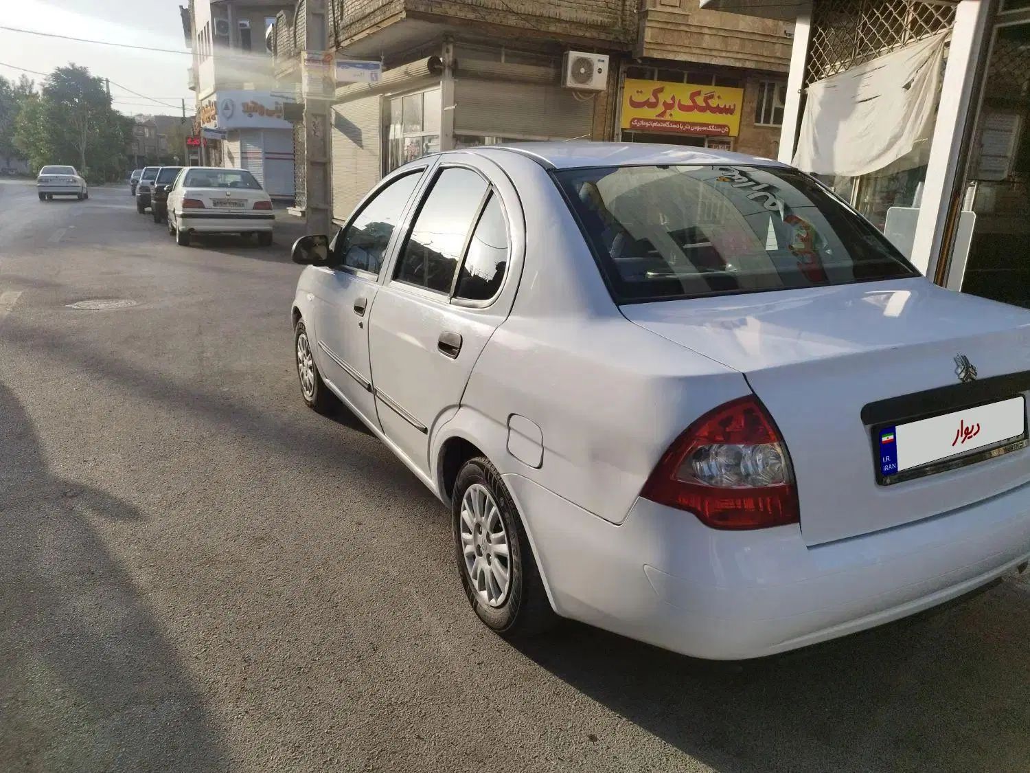 تیبا صندوق دار SX - 1395