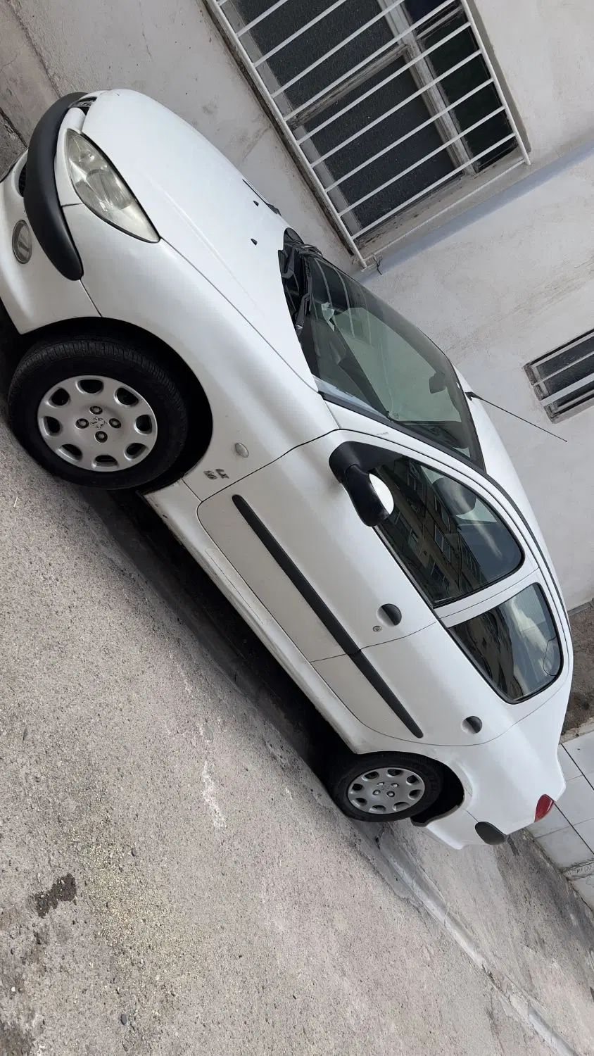 پژو ۲۰۶ صندوق دار v8 - 1393
