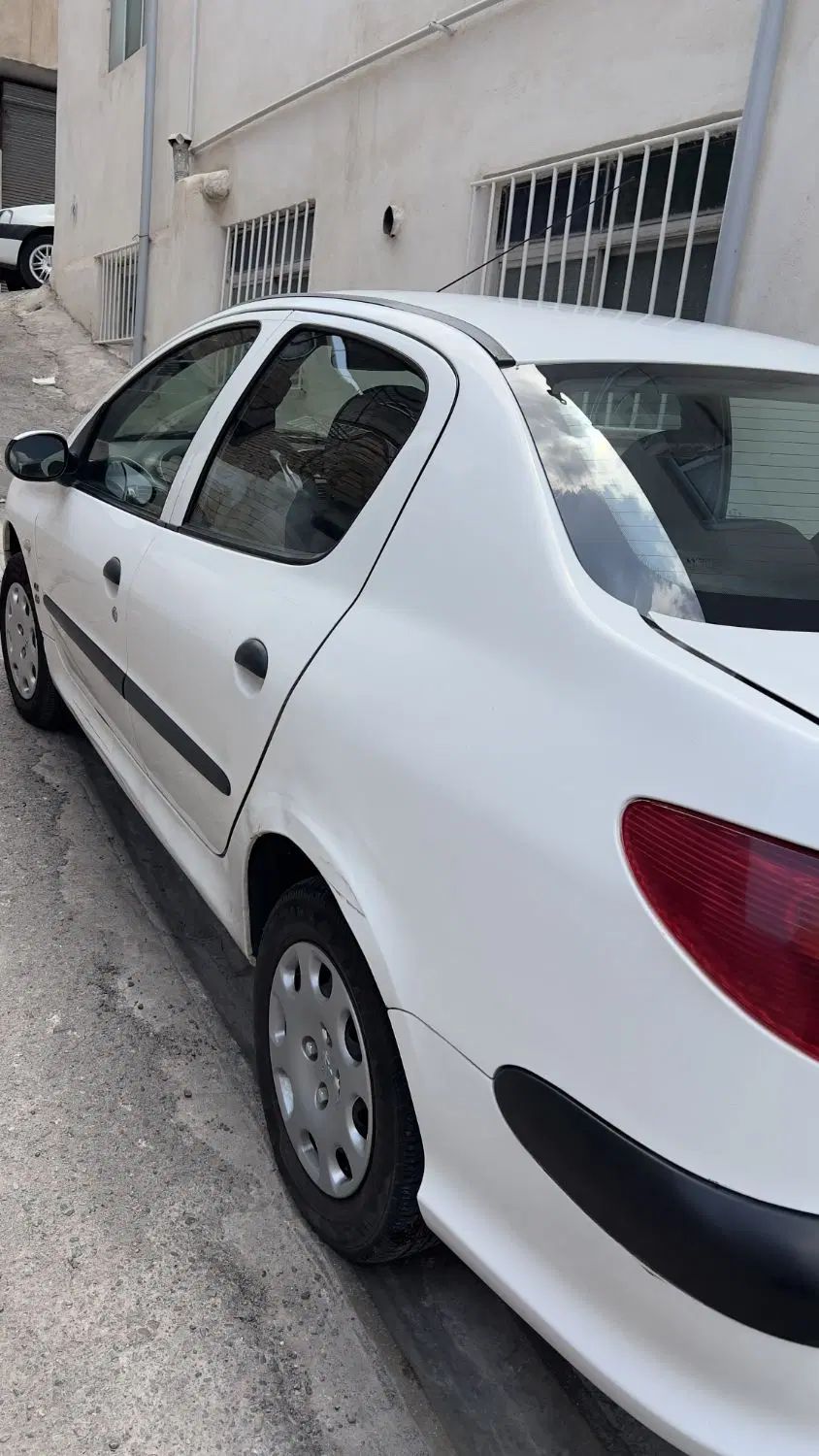 پژو ۲۰۶ صندوق دار v8 - 1393