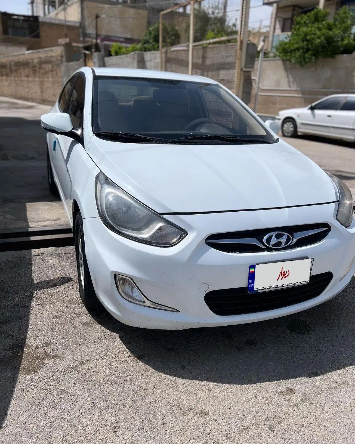 هیوندای اکسنت جی‌ال‌اس - 2014