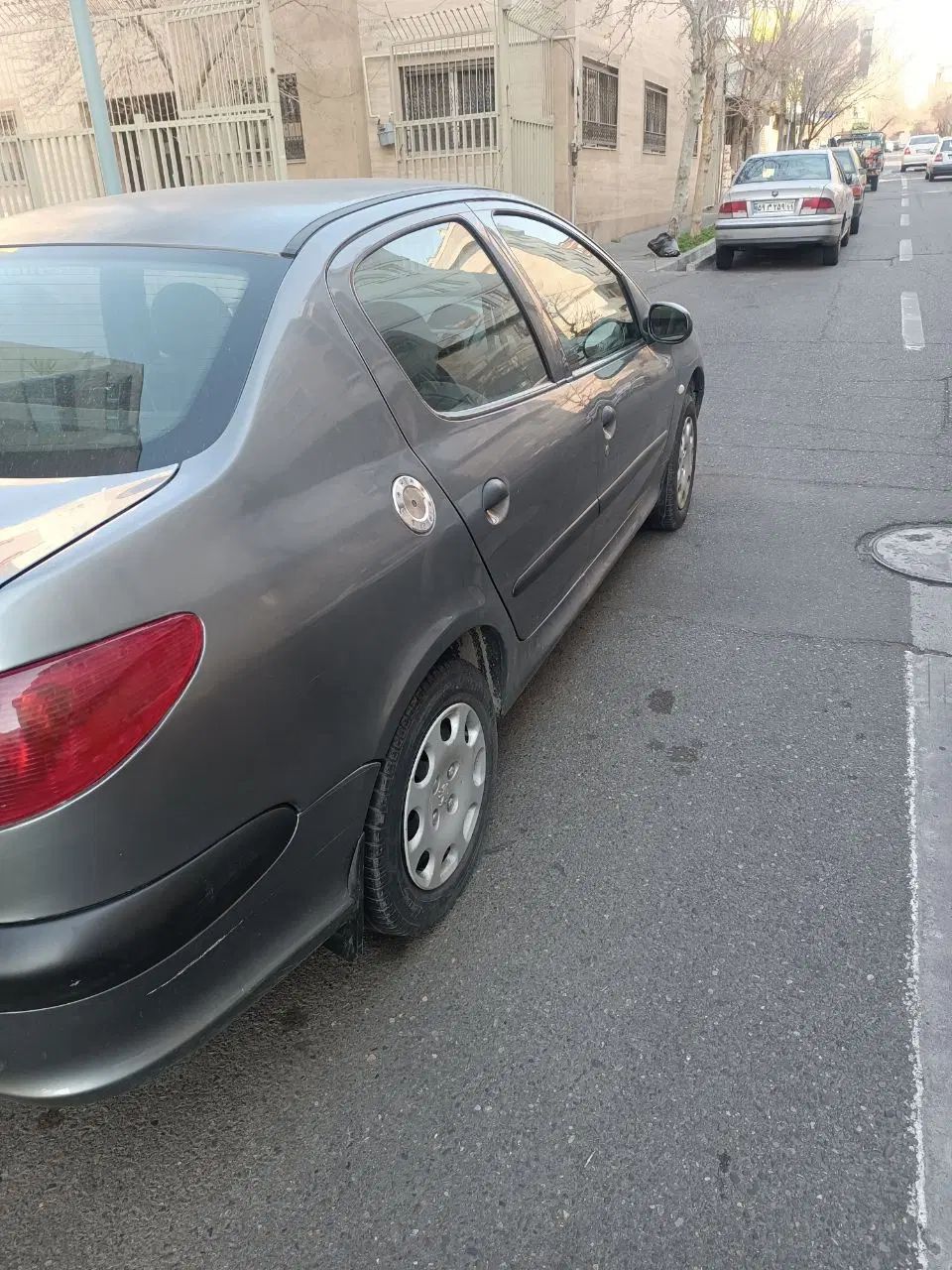 خودرو پژو، ۲۰۶ صندوق دار آگهی ann_20081081