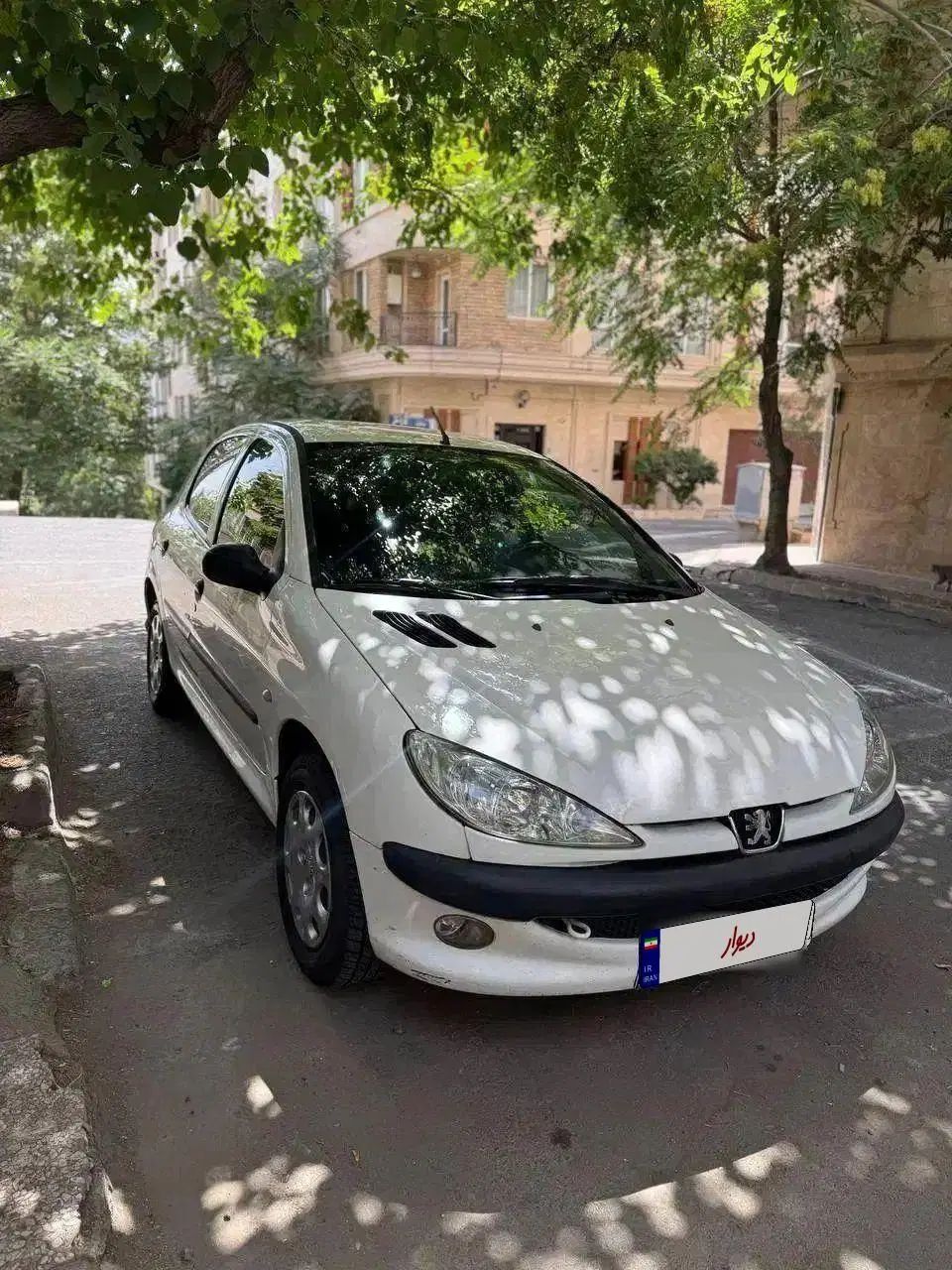 پژو 206 تیپ 2 - 1395