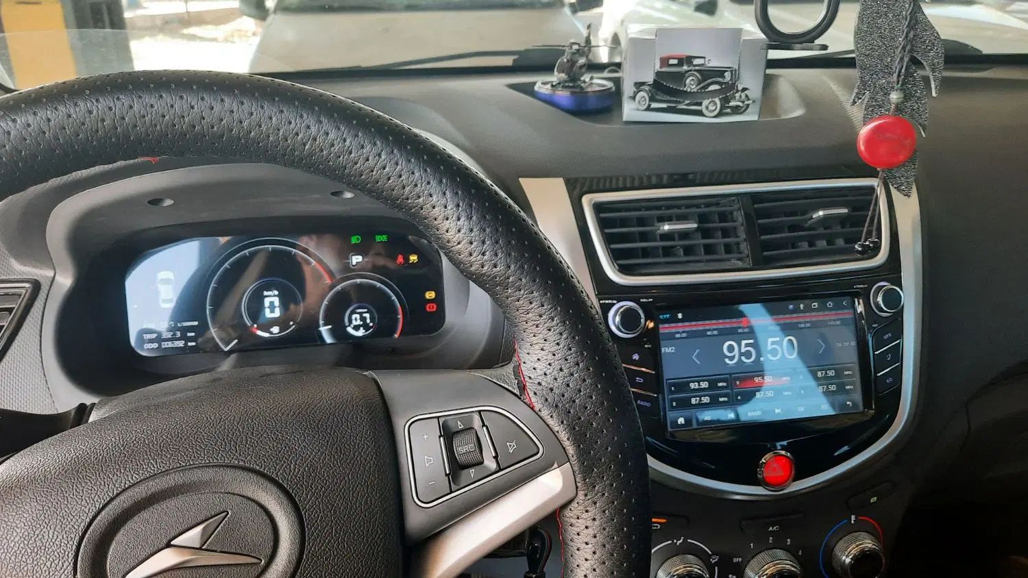 جک J4 اتوماتیک ساده - 1403