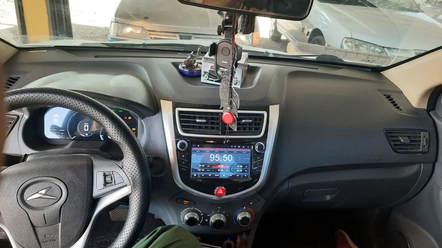 جک J4 اتوماتیک ساده - 1403