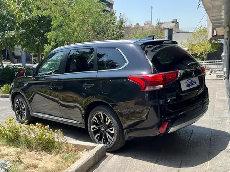 میتسوبیشی اوتلندر PHEV PHEV - 2018