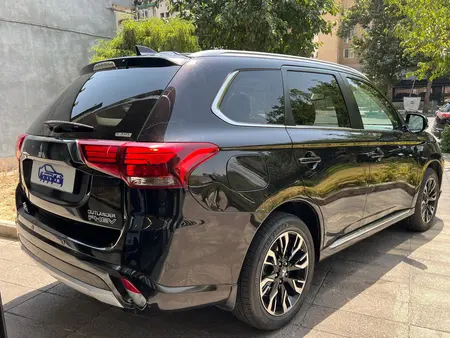 میتسوبیشی اوتلندر PHEV PHEV - 2018