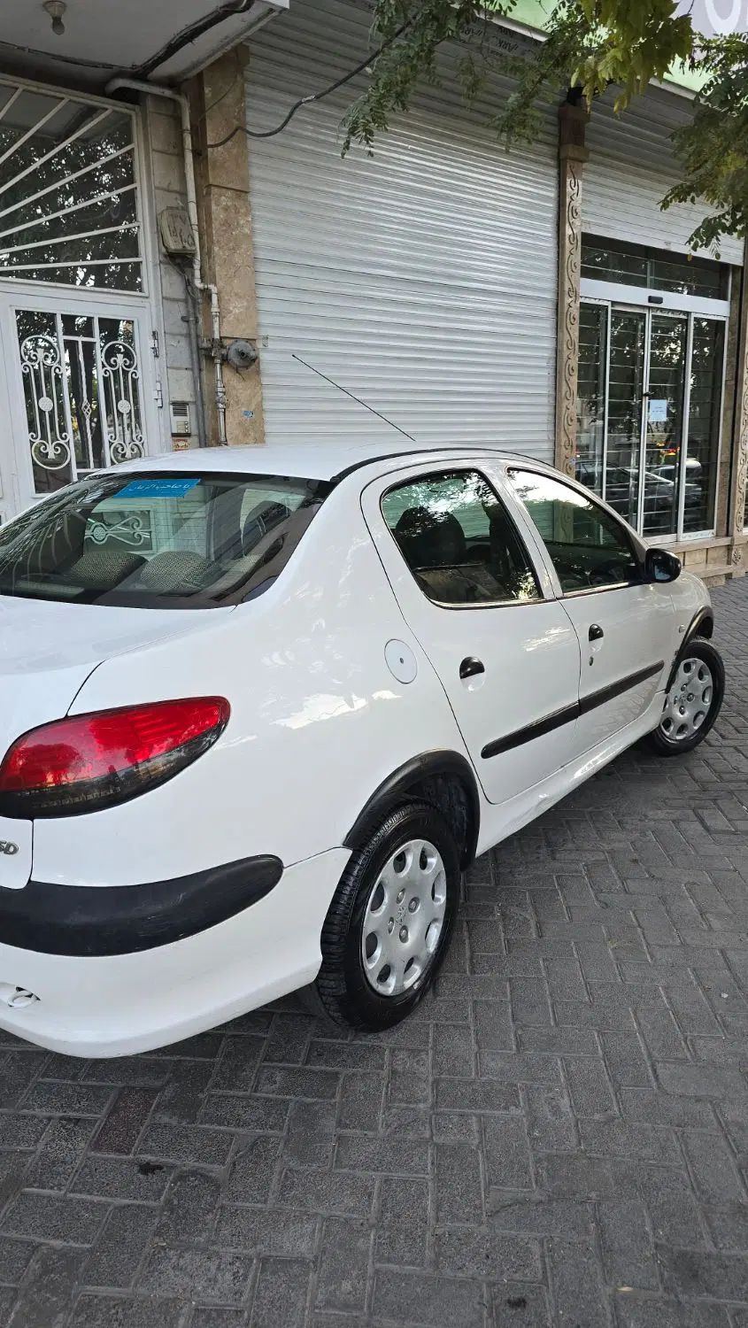 پژو ۲۰۶ صندوق دار v20 - 1388