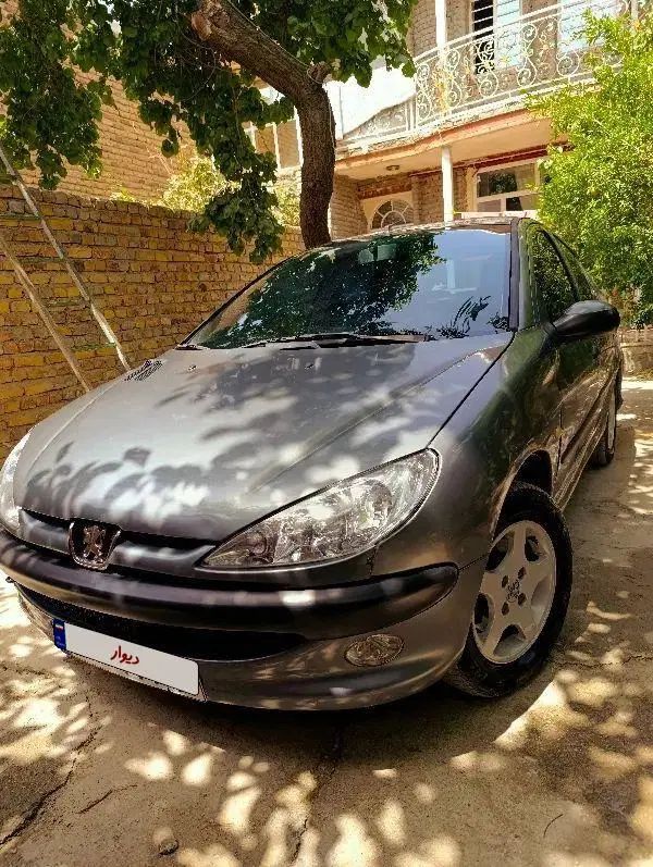 پژو ۲۰۶ صندوق دار v8 - 1395