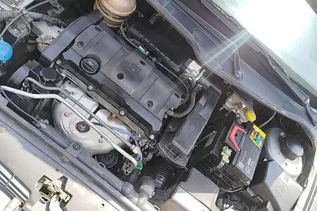پژو ۲۰۶ صندوق دار v8 - 1390