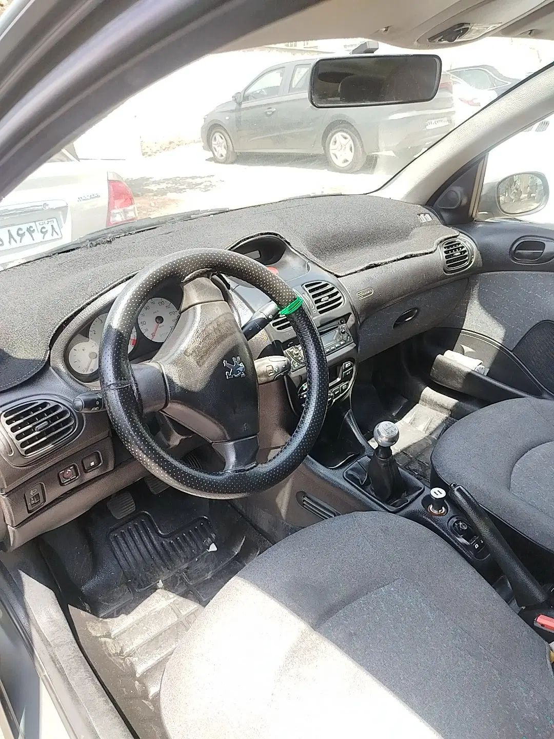 پژو ۲۰۶ صندوق دار v8 - 1390