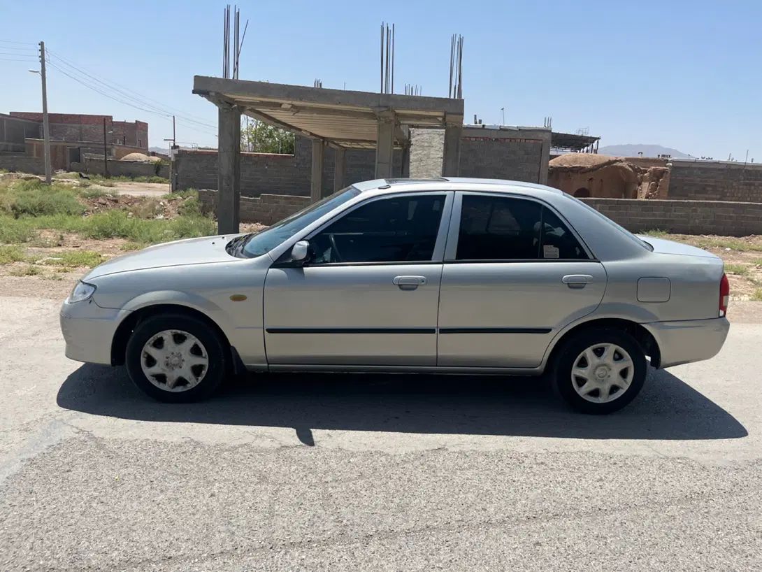 مزدا 323 اتوماتیک - 1383