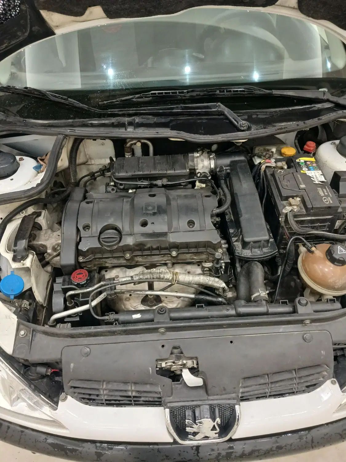 پژو ۲۰۶ صندوق دار v8 - 1394