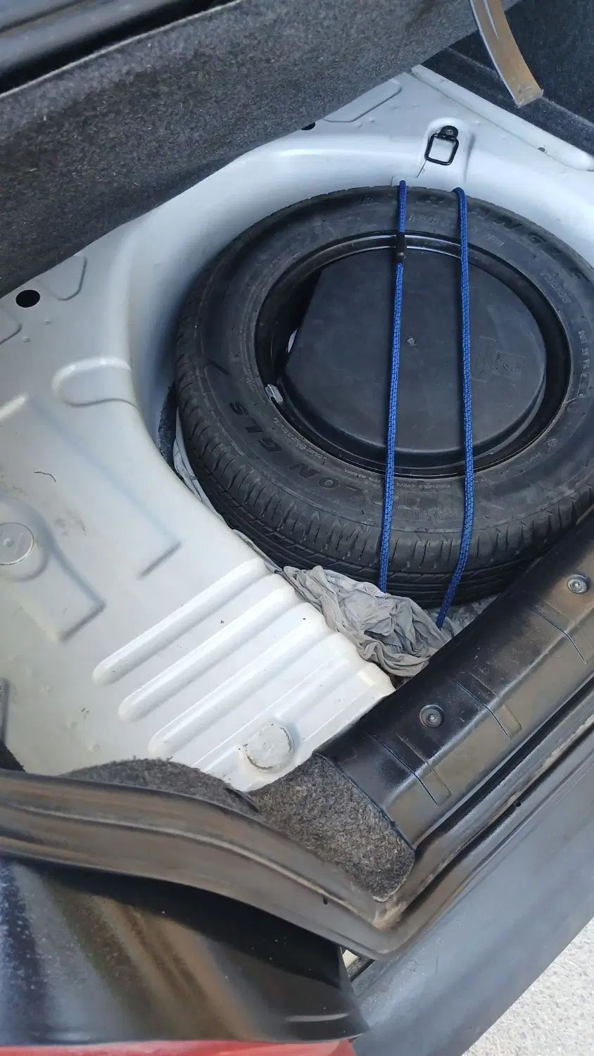پژو ۲۰۶ صندوق دار v8 - 1393