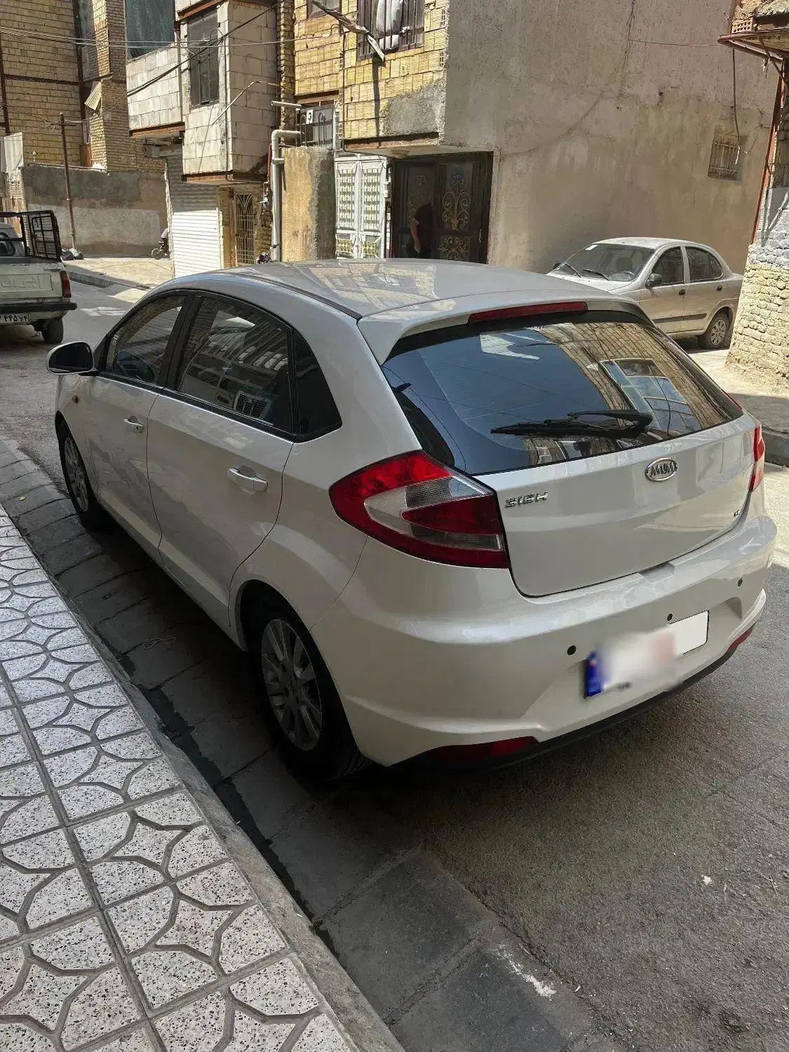 ام وی ام 315 هاچ بک ساده دنده ای - 1394