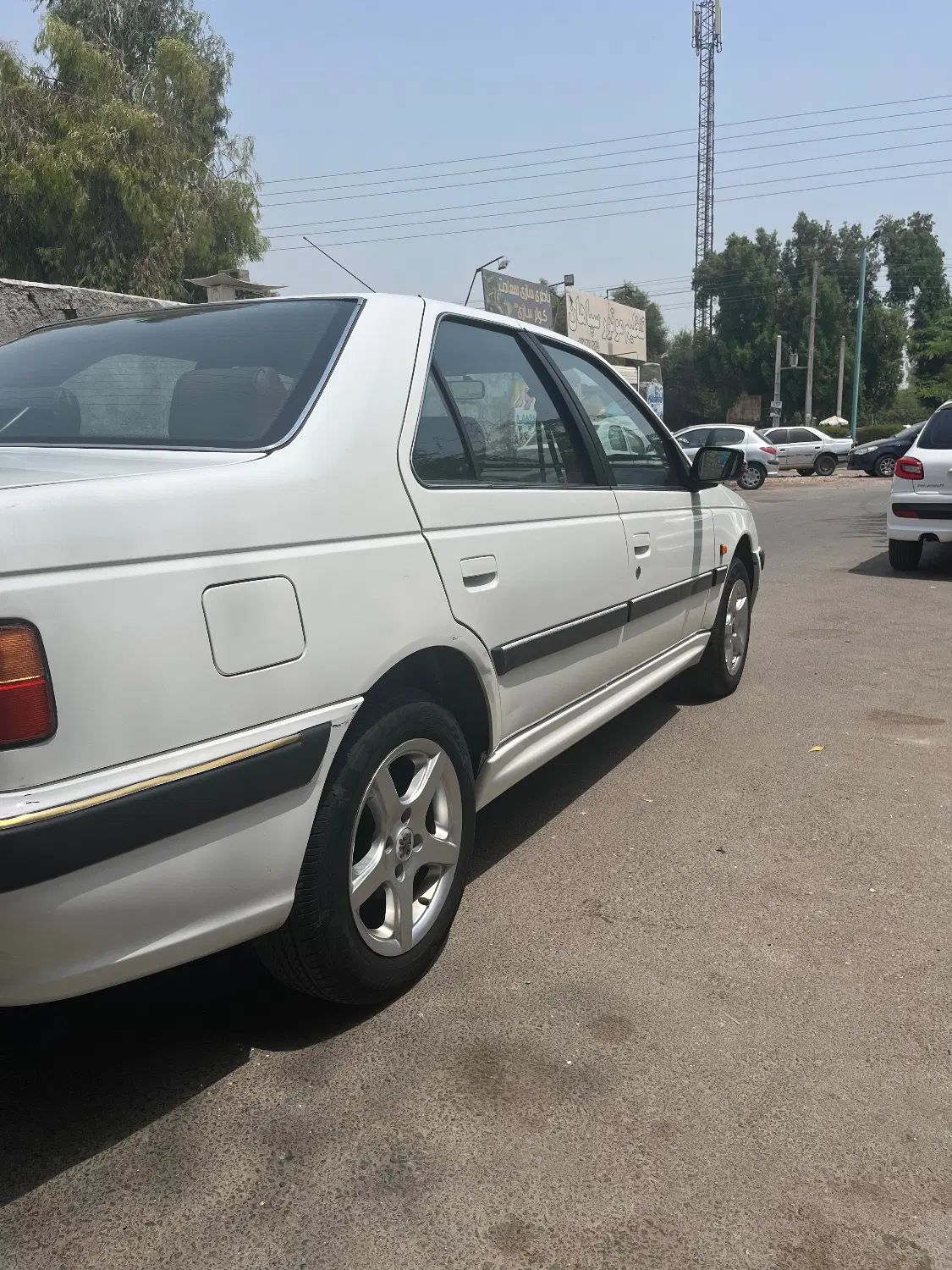 پژو پارس سال - 1393
