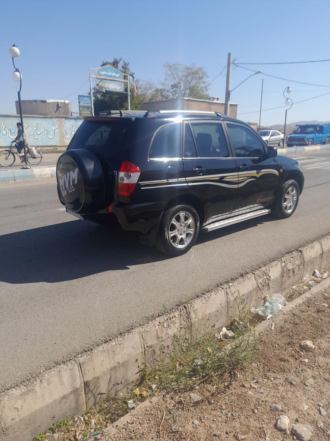 ام وی ام X33 دنده‌ای ساده - 1391