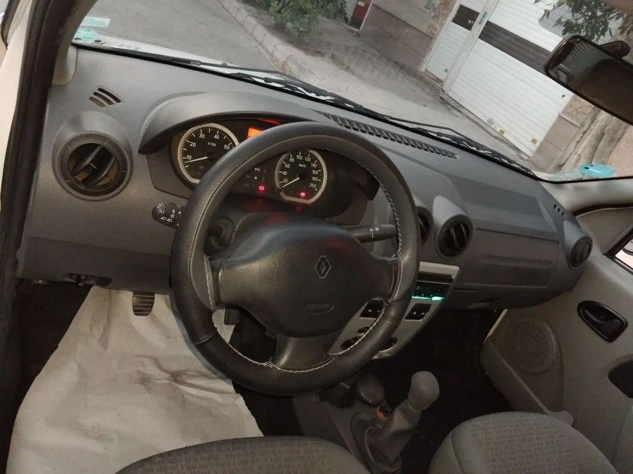 رنو تندر 90 E2 - 1387