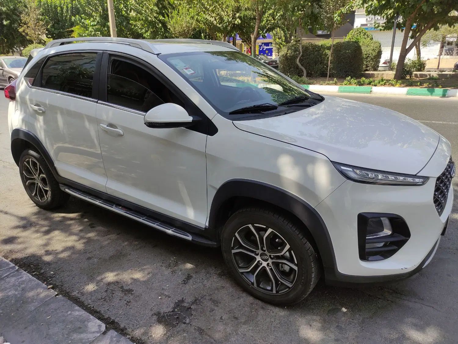 ام وی ام X22 دنده ای اسپرت لاکچری - 1403