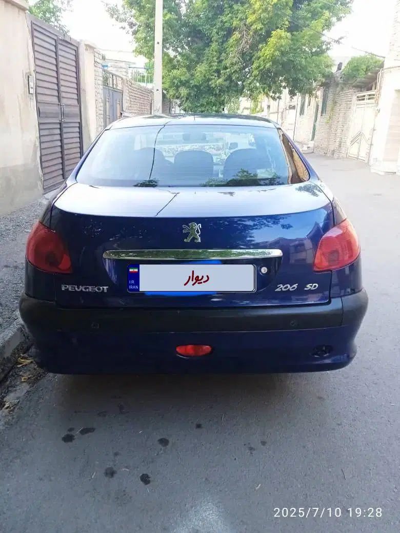 پژو ۲۰۶ صندوق دار v8 - 1396