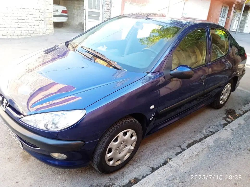 پژو ۲۰۶ صندوق دار v8 - 1396
