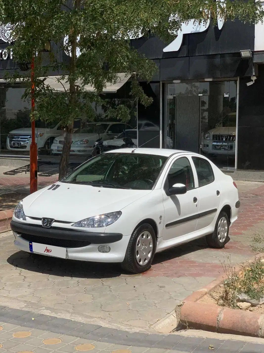 پژو ۲۰۶ صندوق دار v8 - 1390