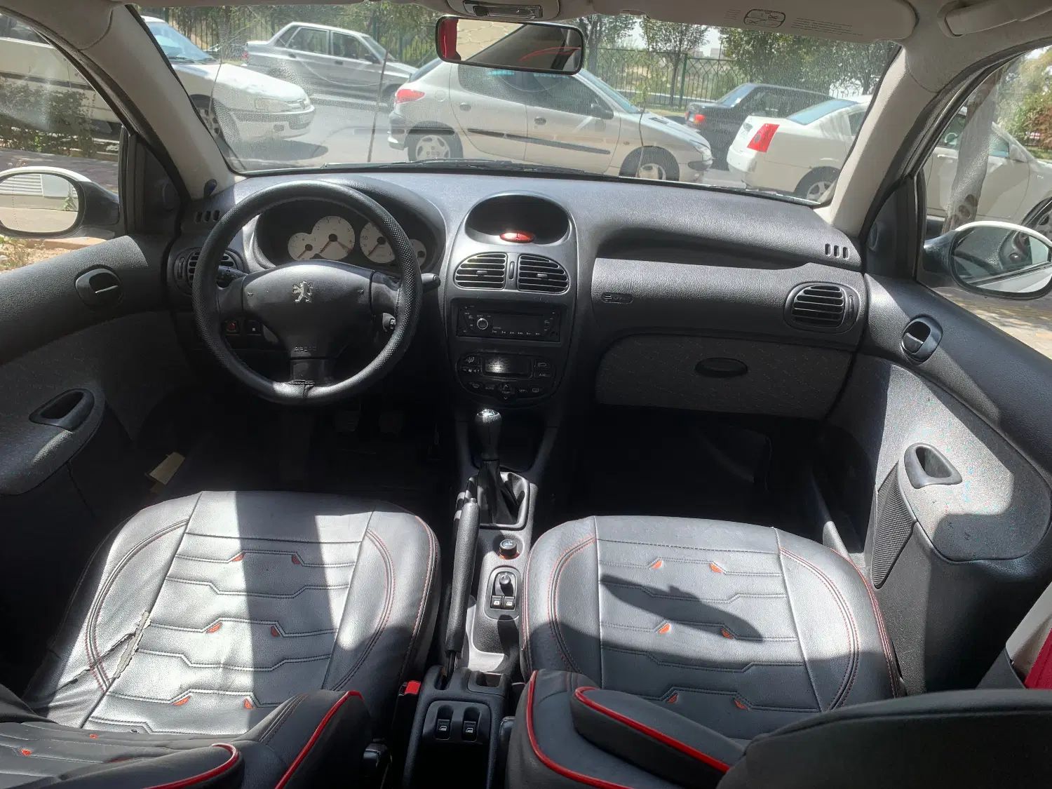 پژو ۲۰۶ صندوق دار v8 - 1390