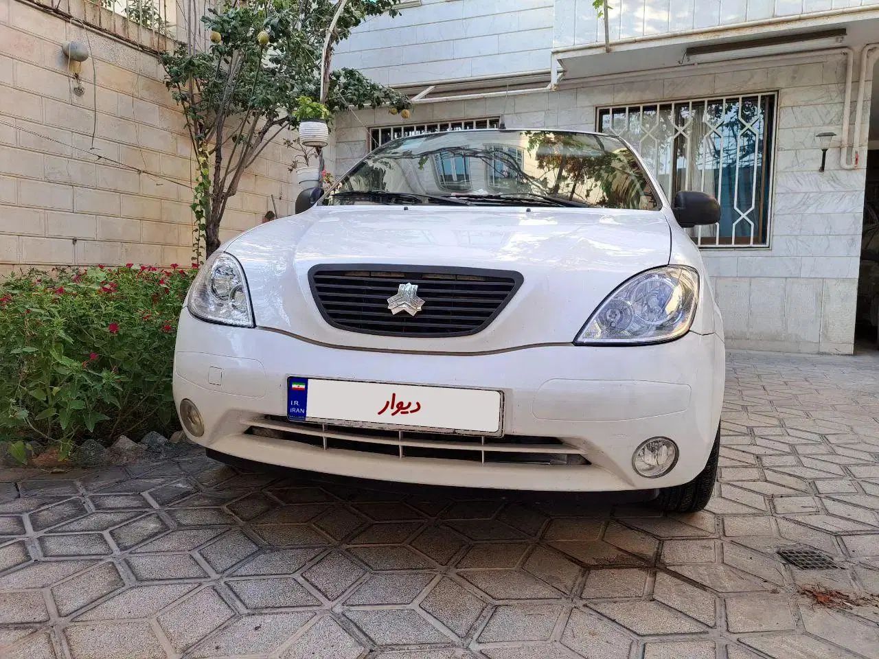 تیبا صندوق دار SX - 1395