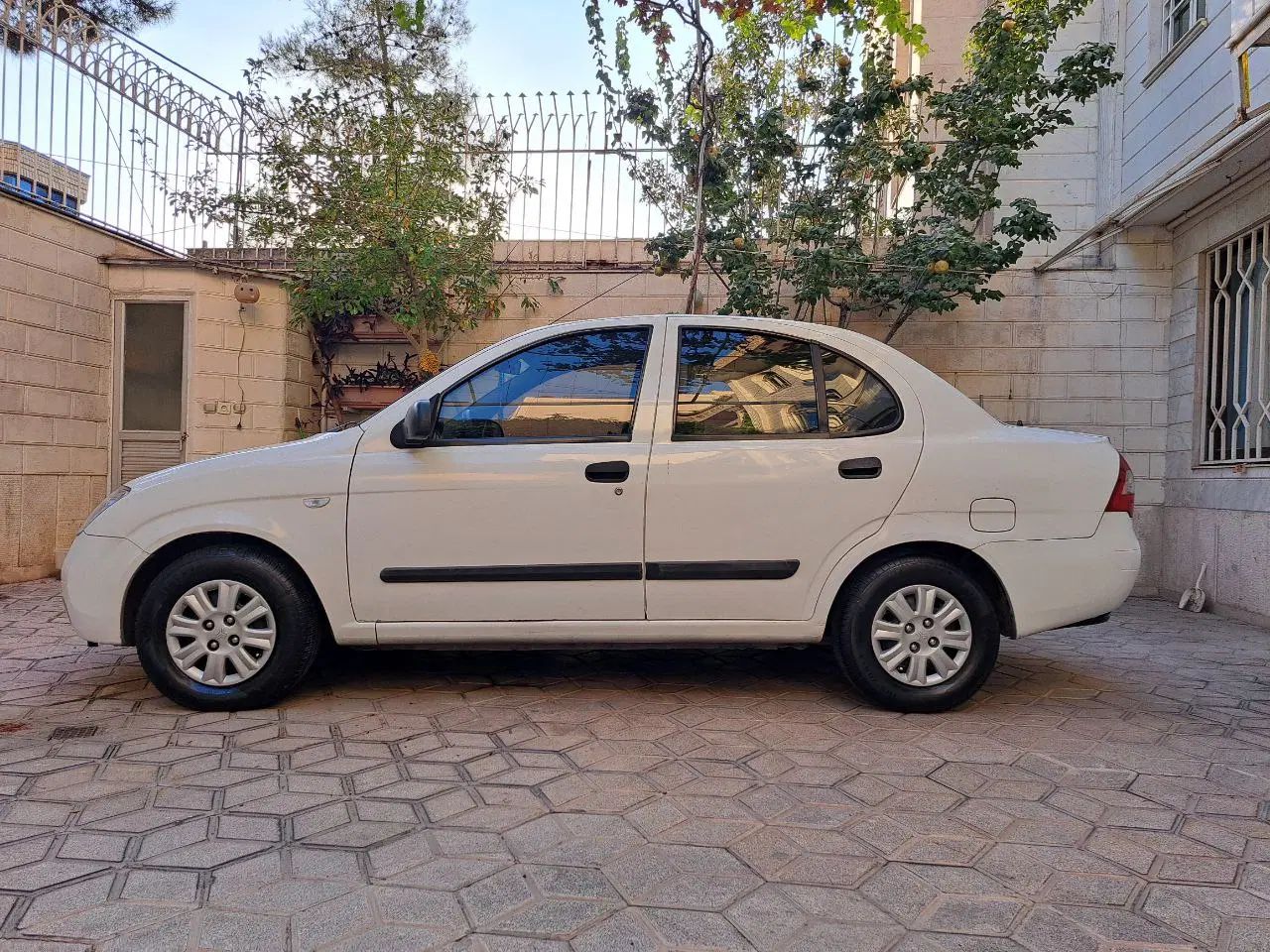 تیبا صندوق دار SX - 1395