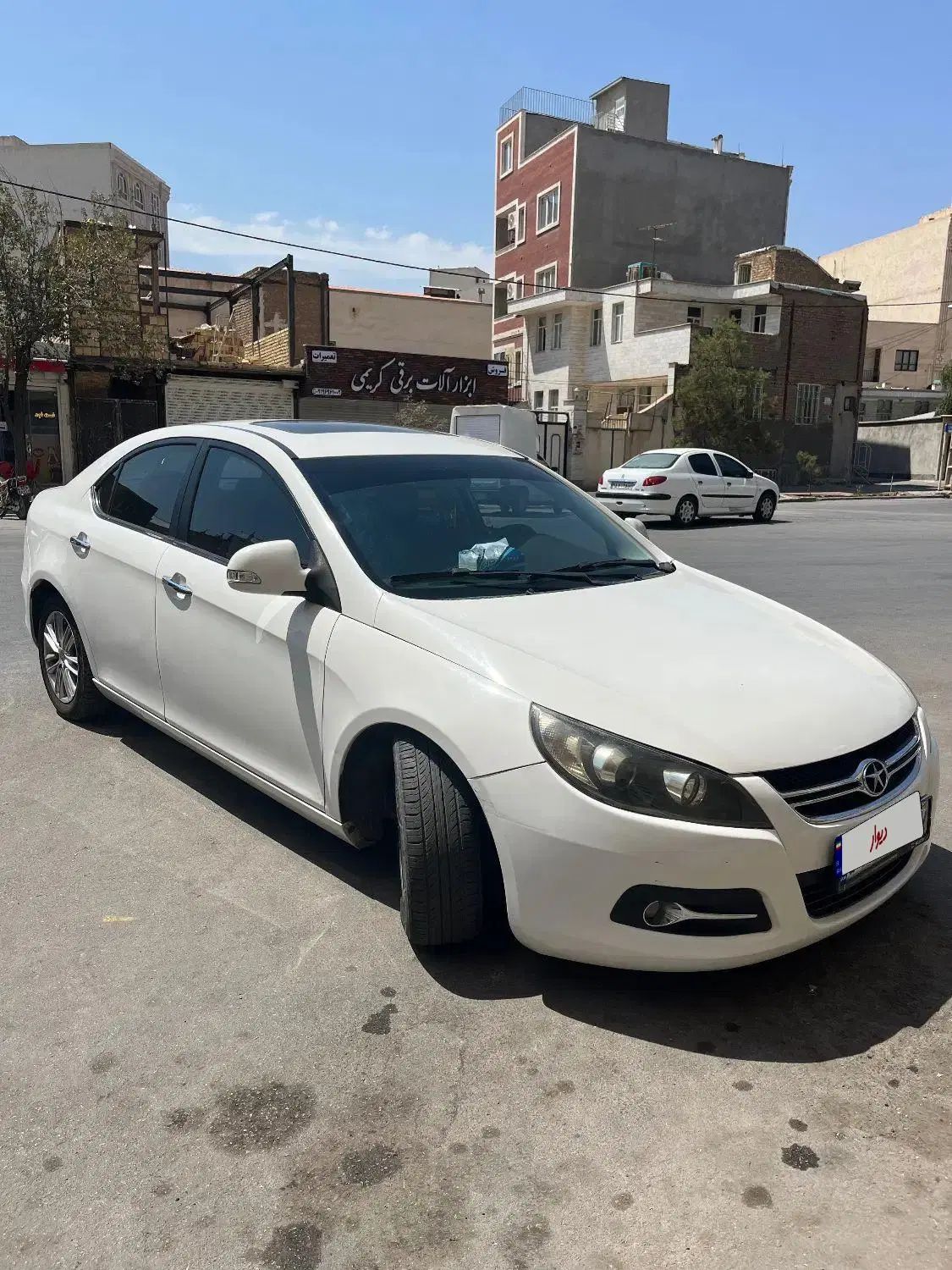 جک J5 اتوماتیک - 1394