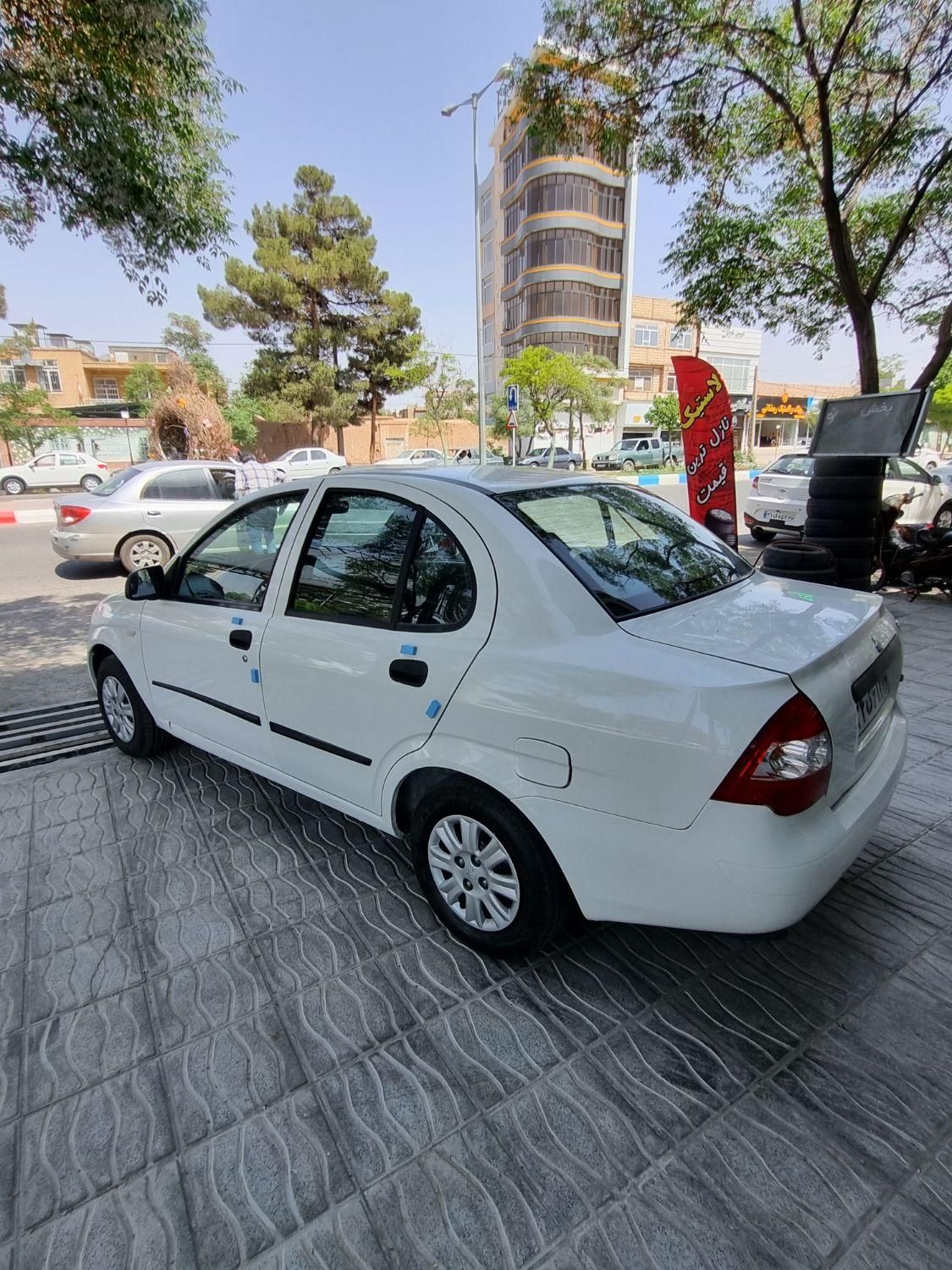 تیبا صندوق دار SX - 1400