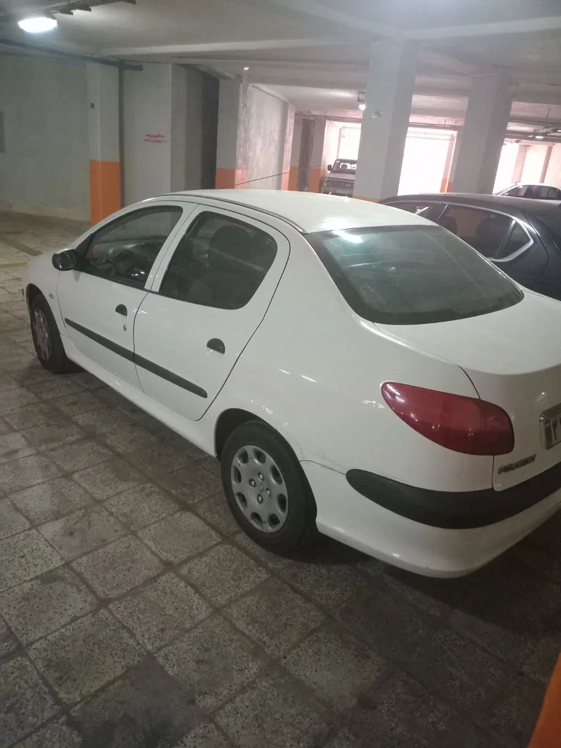 پژو ۲۰۶ صندوق دار v8 - 1388