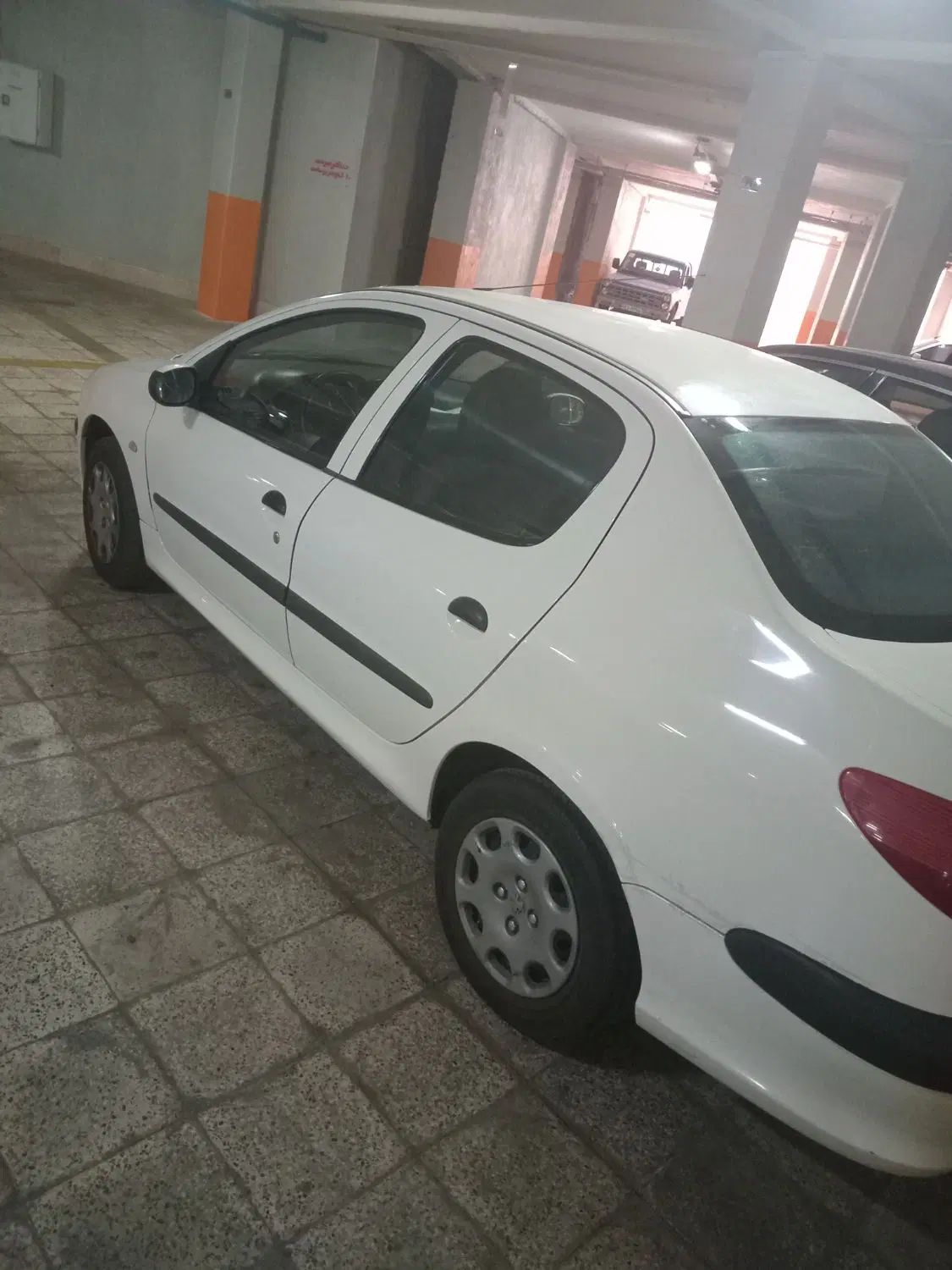 پژو ۲۰۶ صندوق دار v8 - 1388