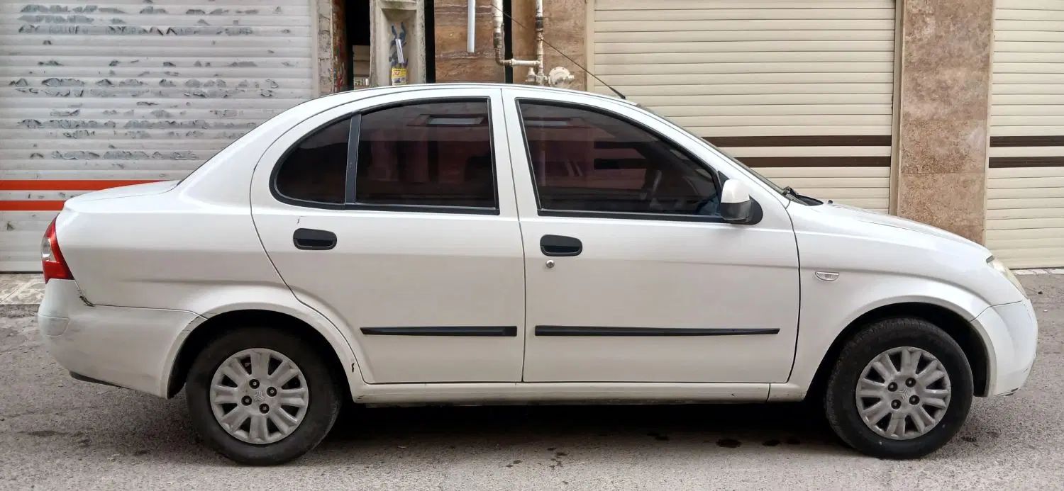تیبا صندوق دار SX - 1401