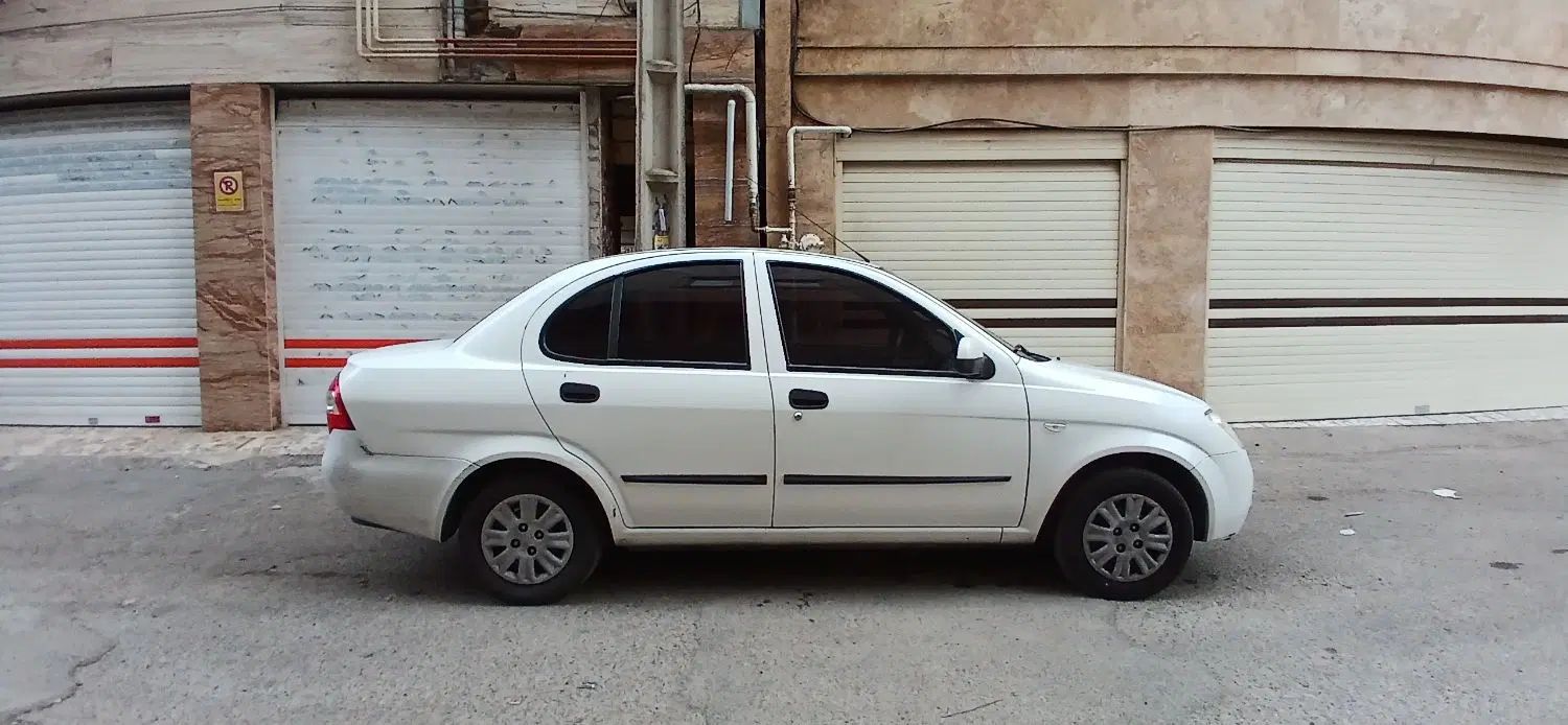تیبا صندوق دار SX - 1401