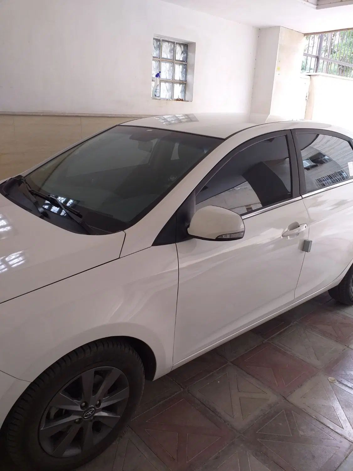 جک J4 اتوماتیک ساده - 1403