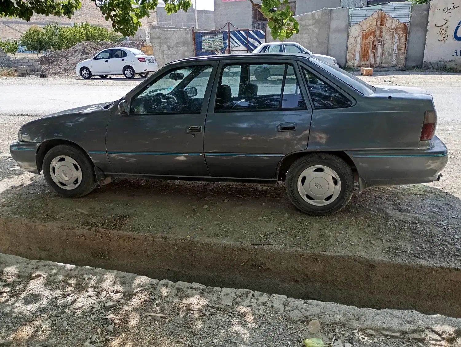دوو سیلو سدان - 1381