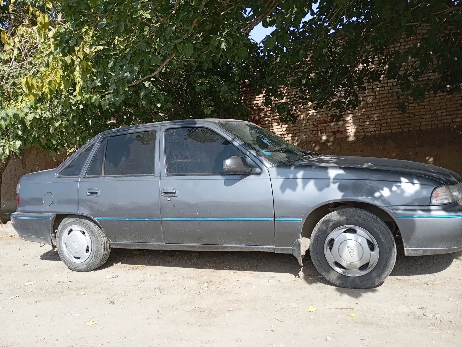 دوو سیلو سدان - 1381