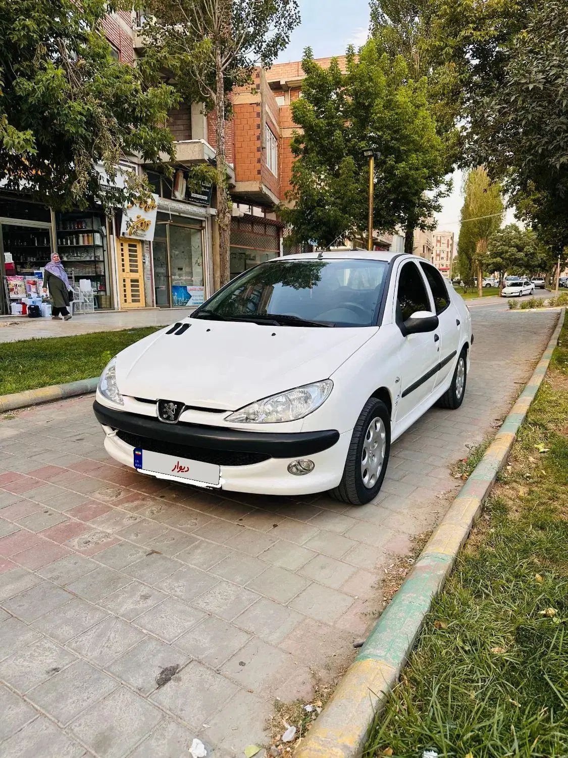 خودرو پژو، ۲۰۶ صندوق دار آگهی ann_20084384
