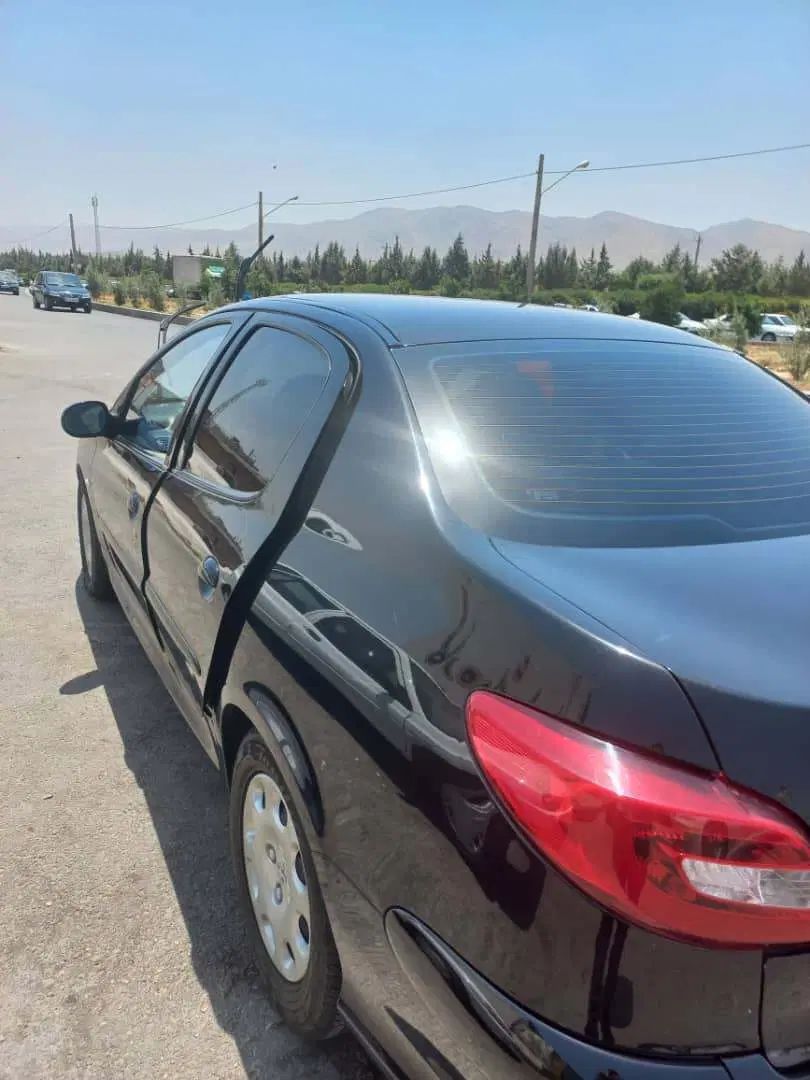پژو ۲۰۶ صندوق دار v8 - 1394