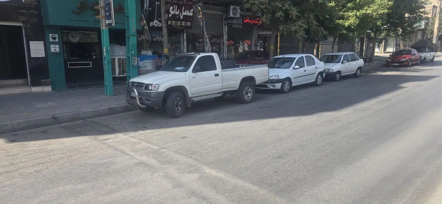 تویوتا کمری XLE - 2001