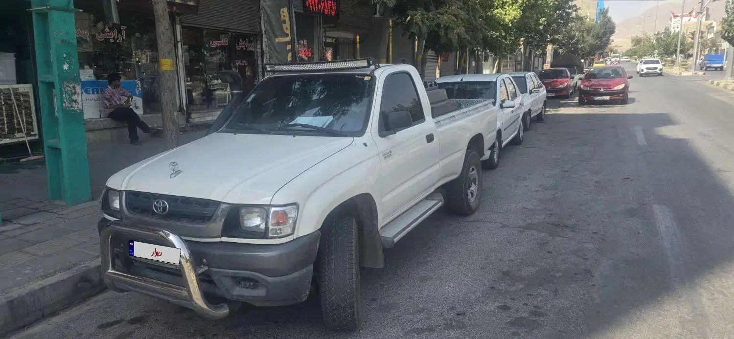 تویوتا کمری XLE - 2001