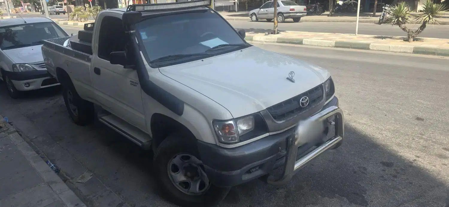 تویوتا کمری XLE - 2001
