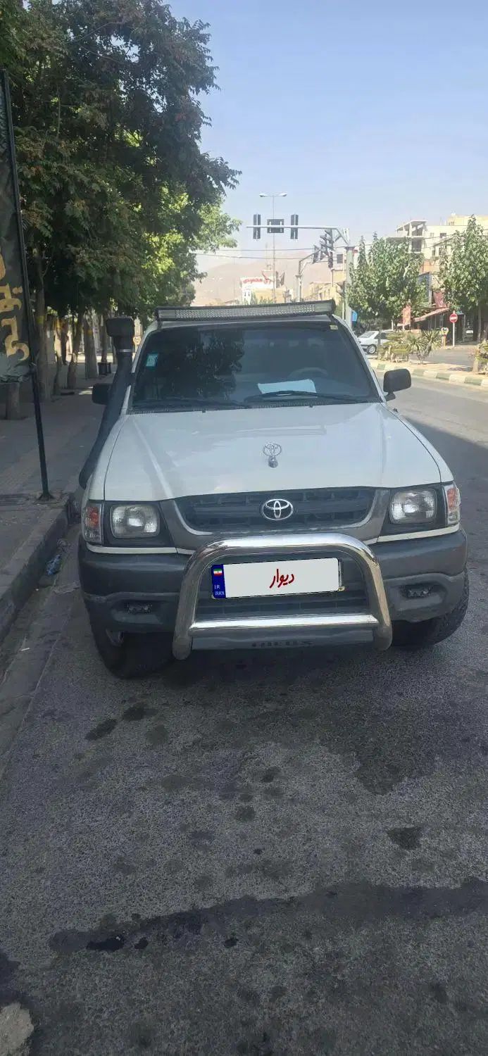 تویوتا کمری XLE - 2001