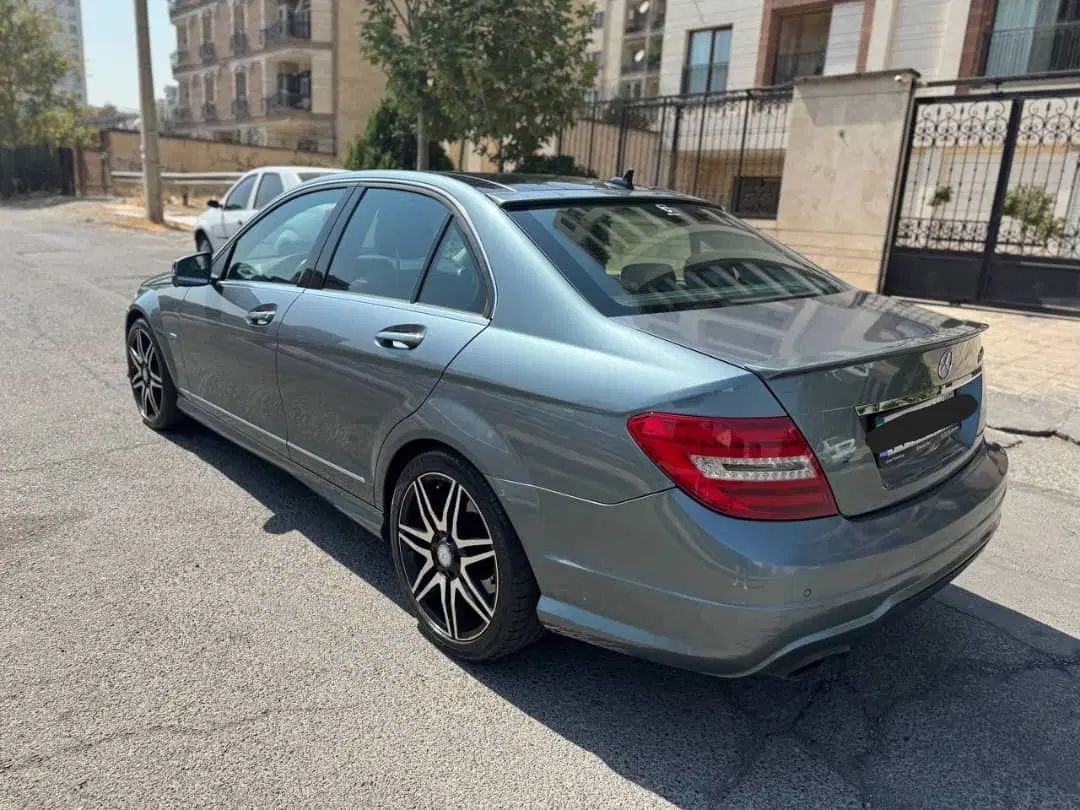 بنز C 200 - 2012