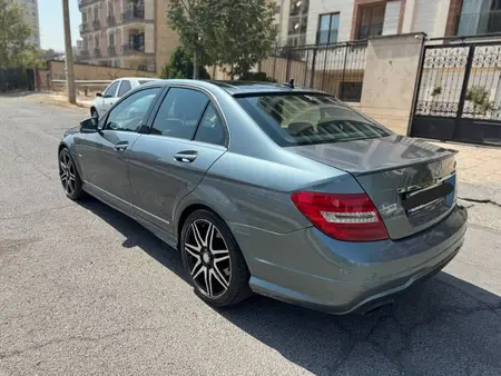 بنز C 200 - 2012
