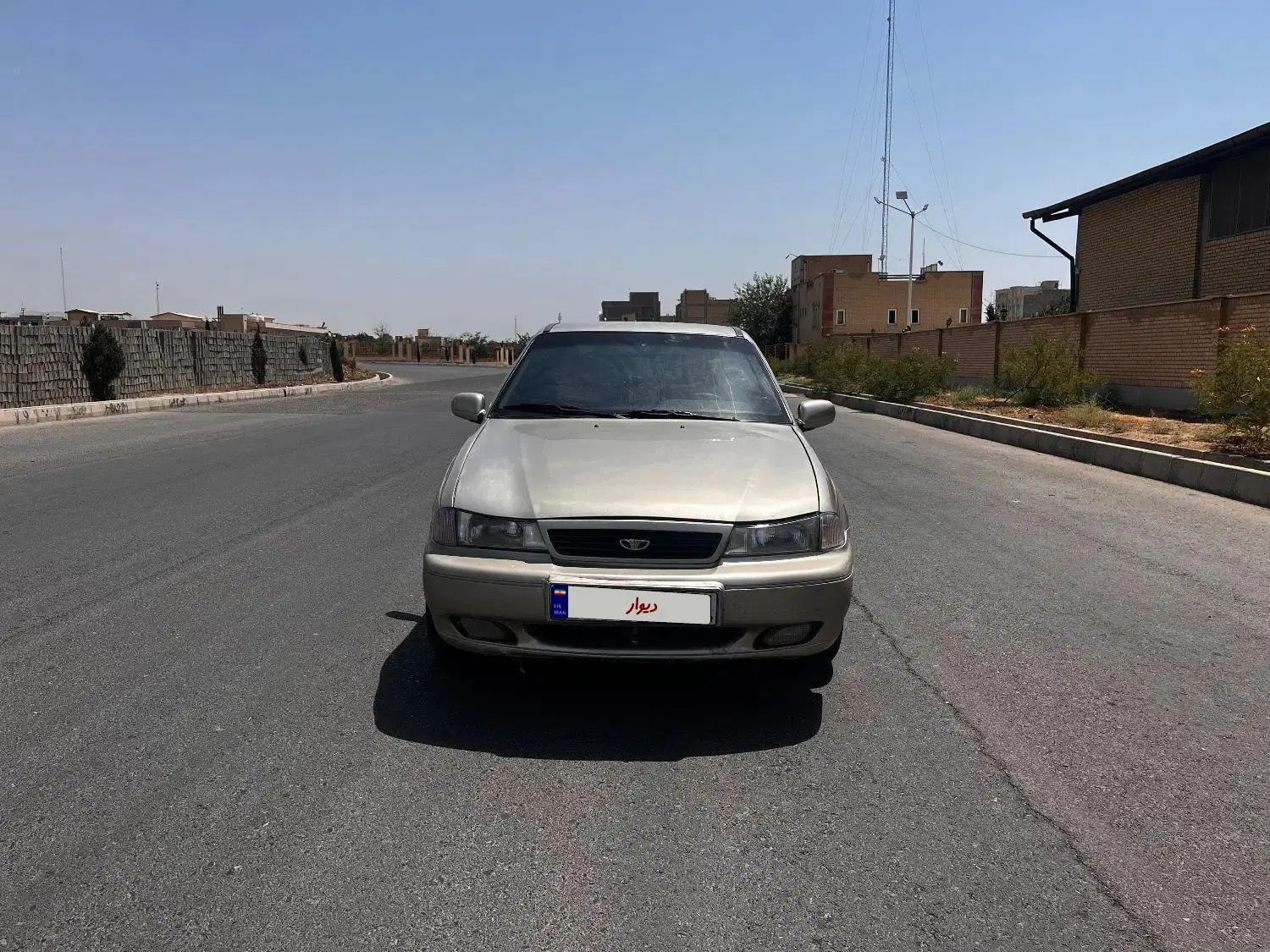 دوو سیلو سدان - 1381