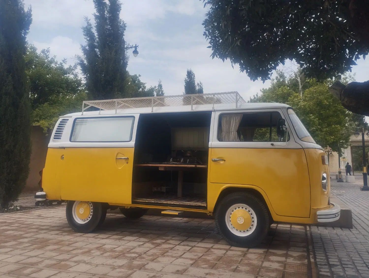 فولکس ون T2 - 1990